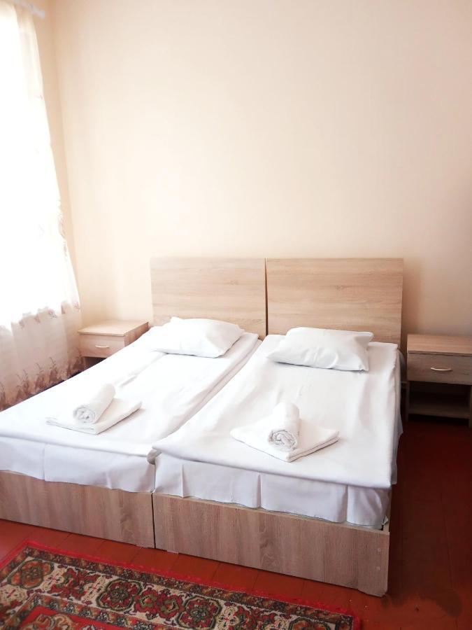 Guest House David'S B&B Gyumri Bagian luar foto
