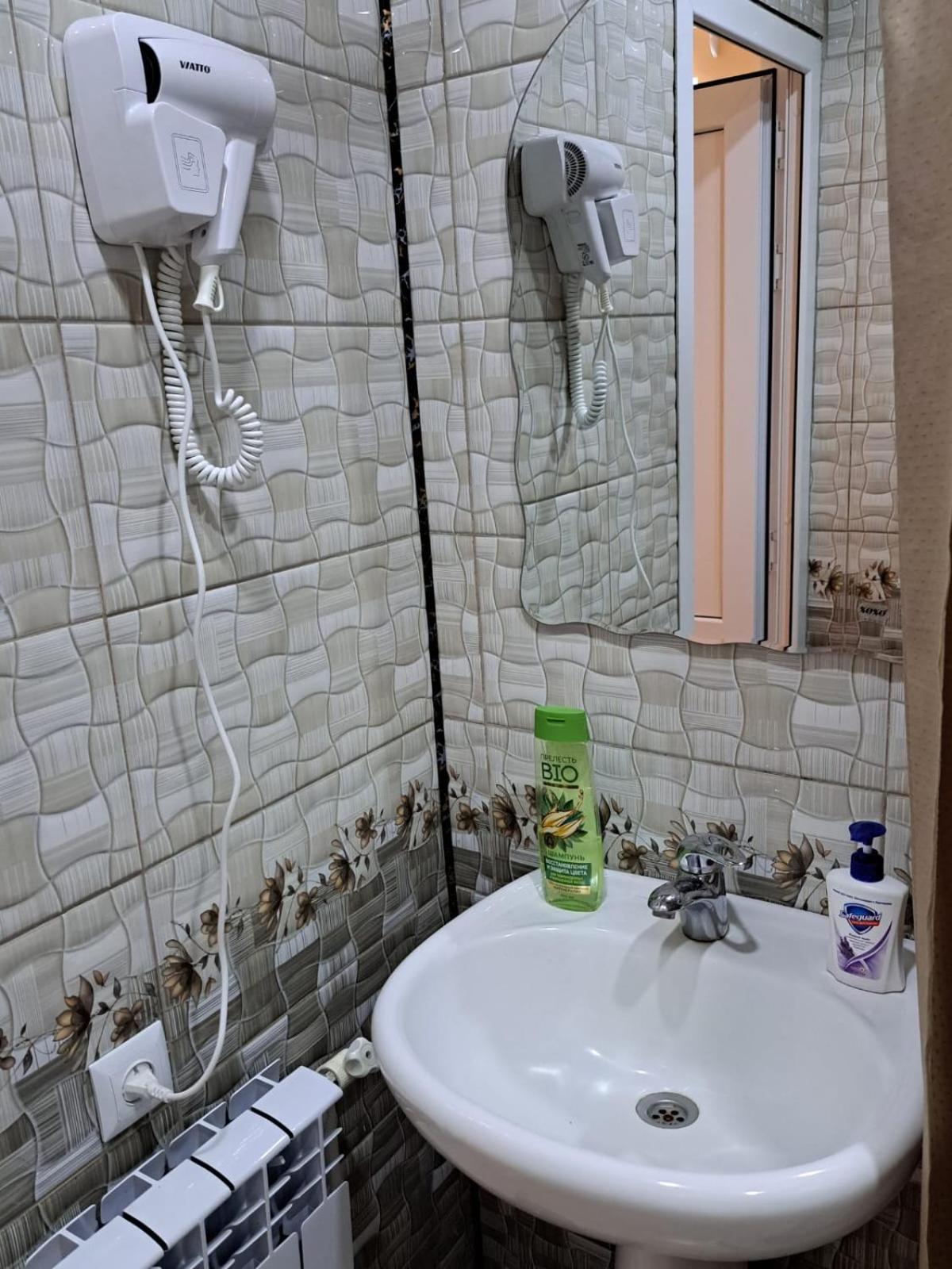 Guest House David'S B&B Gyumri Bagian luar foto